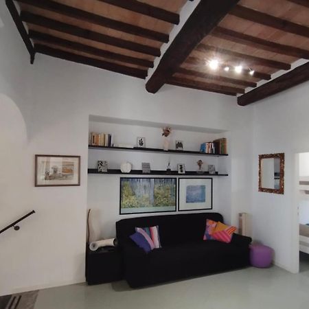 Historic Center Apartment With Private Garage Montalcino Luaran gambar